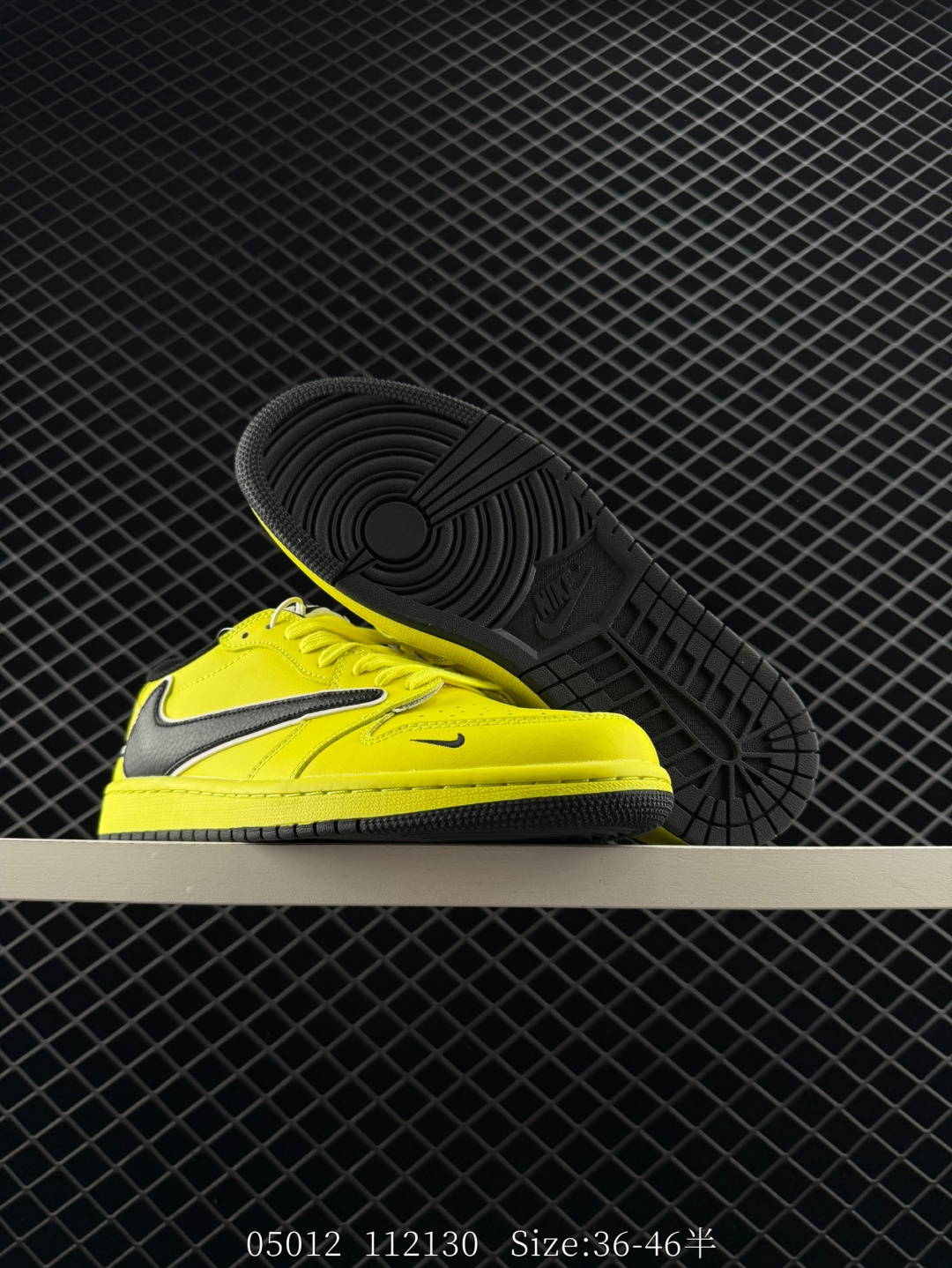 Travis Scott x Air Jordan 1 ” Reverse Mocha “